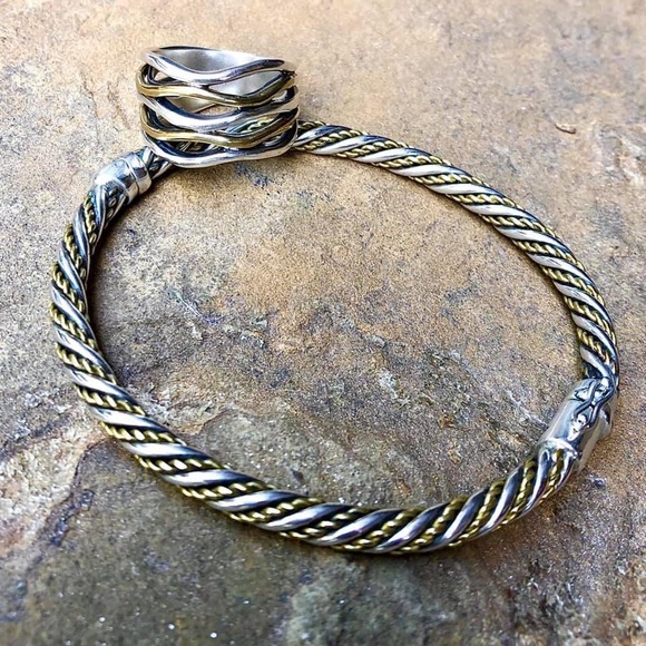 Grace & Heart Twist & Shout Bangle - Picture 7 of 10